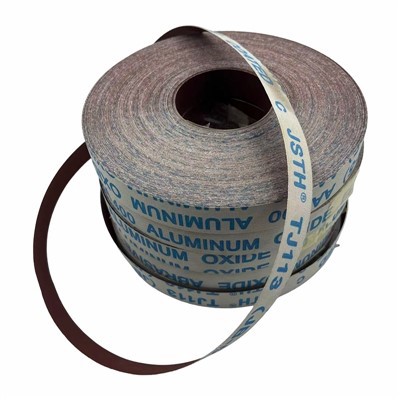 Lieli smilšpapīra ruļļi